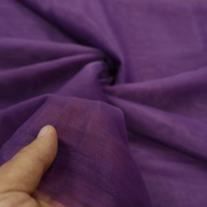 پارچه تور فرانسوی ( سانول ) عرض ۳ متر رنگ بنفش بادمجونی ملایم