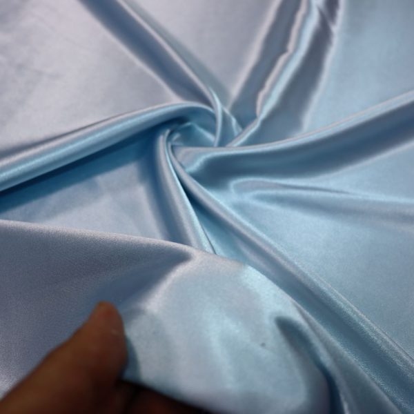 پارچه ساتن ال ایکس رنگ آسمانی روشن