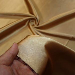 پارچه ساتن ال ایکس رنگ طلایی خردلی