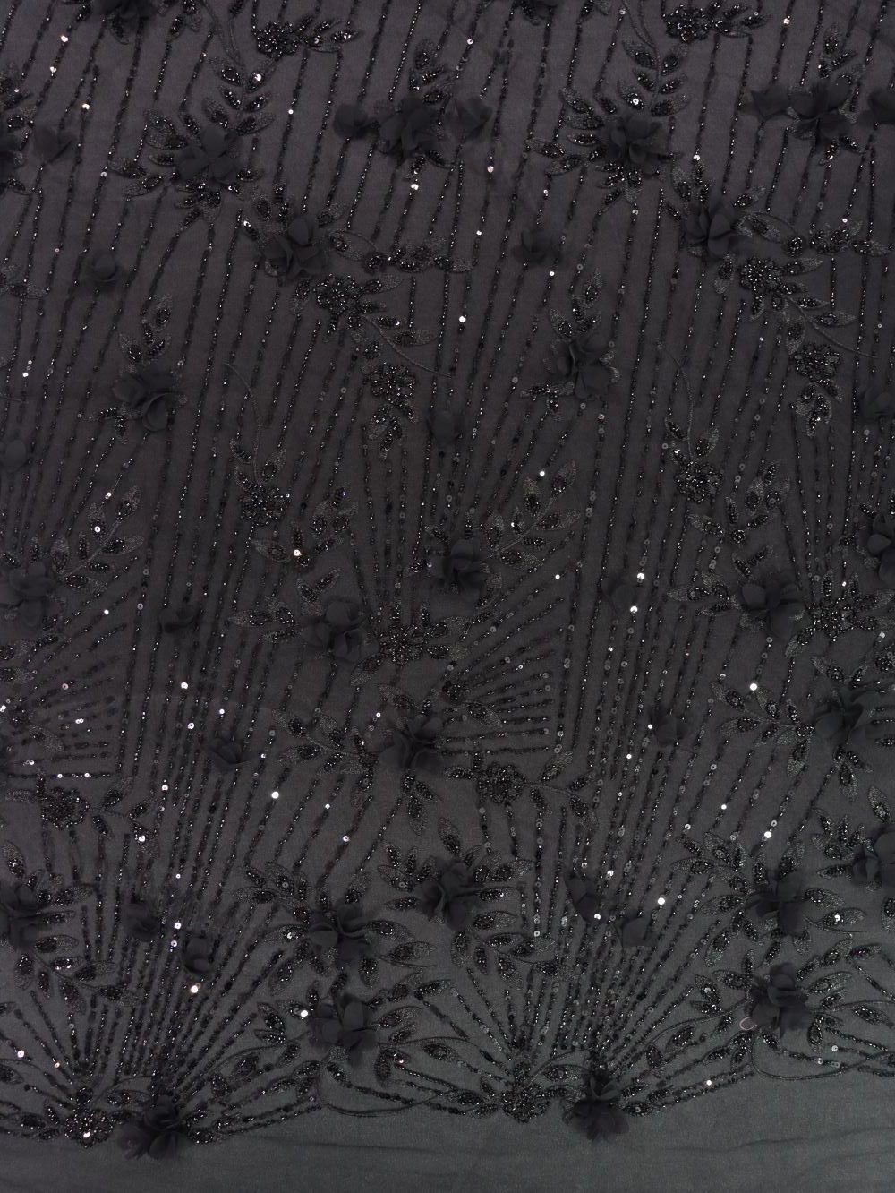 IMG_5847 پارچه گیپور مجلسی گل برجسته مشکی طرح چهار