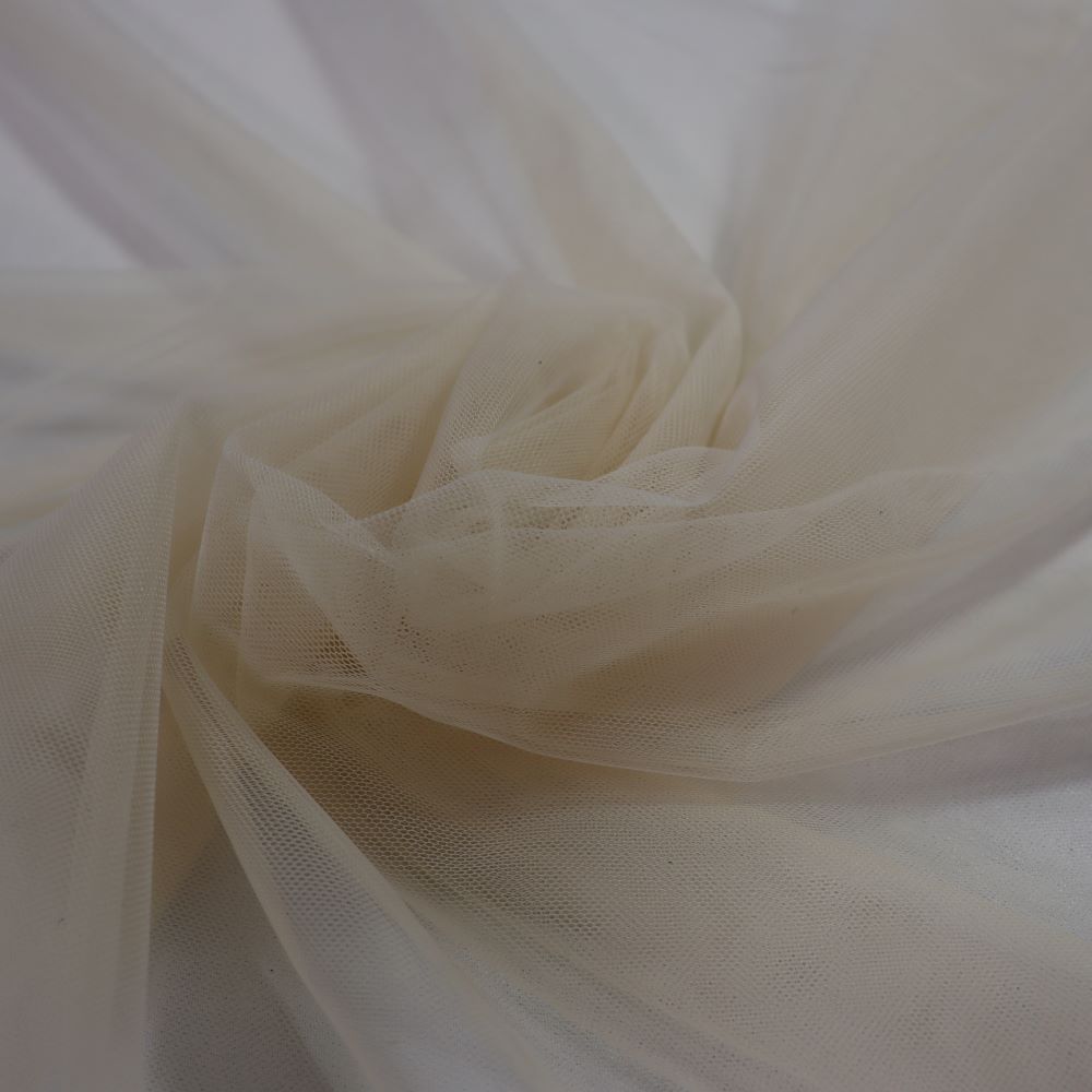 IMG_5901 پارچه تور ایتالیا کرم بدن روشن