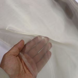 پارچه حریر سیدان رنگ کرم موکا