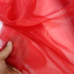 پارچه حریر سیدان رنگ قرمز