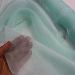 پارچه حریر سیدان رنگ سبز مغز پسته ای