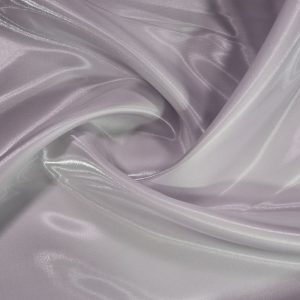 پارچه میکادو (ساتن شاین یا تافته شاین) رنگ سفید یخچالی