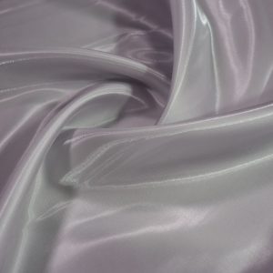 پارچه میکادو (ساتن شاین یا تافته شاین) رنگ سفید یخچالی