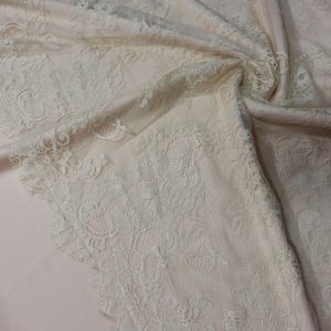 پارچه مجلسی دانتل فرانسه (شنتیه) رنگ کرم طرح یک